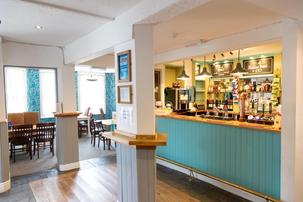 The Unicorn Inn Newton Solney Eksteriør billede