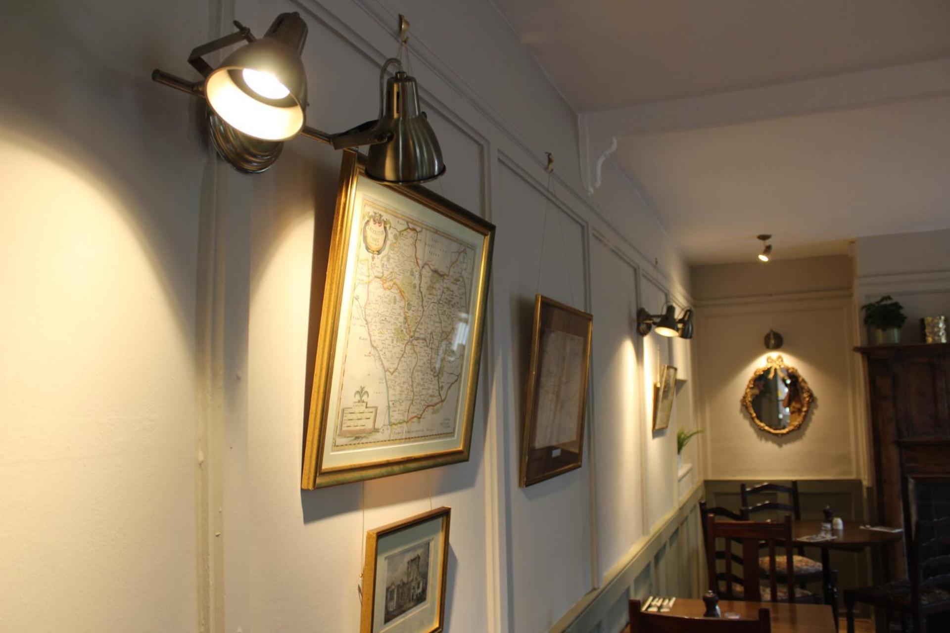 The Unicorn Inn Newton Solney Eksteriør billede